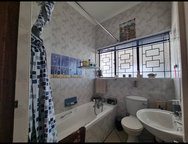 3 BEDROOM FREESTANDING FOR SALE IN LEVALLIA